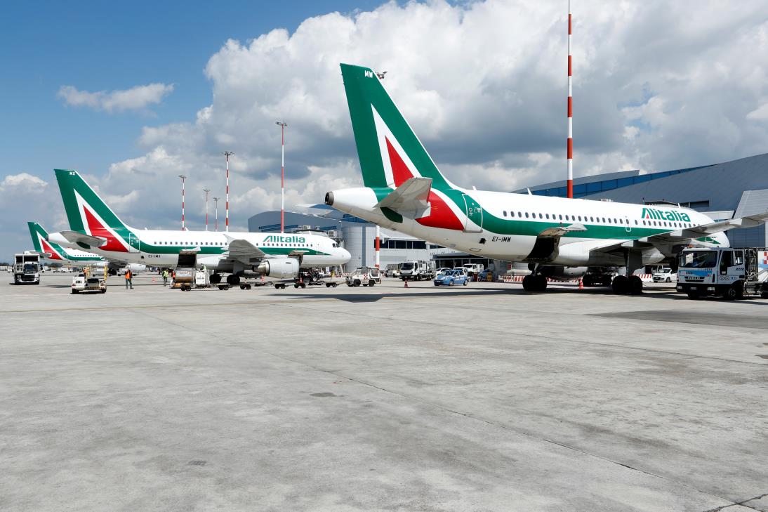 Alitalia planes are seen on the tarmac at Fiumicino Internatio<em></em>nal Airport as talks between Italy and the European Commission over the revamp of Alitalia are due to enter a key phase, in Rome, Italy, April 15, 2021. REUTERS/Remo Casilli/File Photo