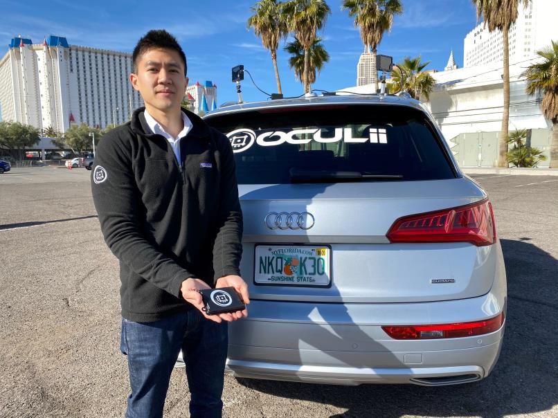Oculii CEO Steven Hong shows the company's radar kit at the CES tech show in Las Vegas, Nevada, U.S. January 5, 2020.   REUTERS/Jane Lanhee Lee/File Photo