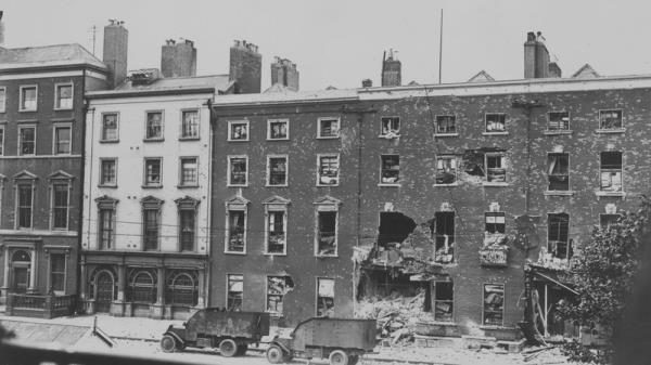 The Hammam Hotel on Dublin's O'Co<em></em>nnell Street in July 1922 after fierce fighting during the Irish Civil War. Photo: Brooke/Topical Press Agency/Getty Images