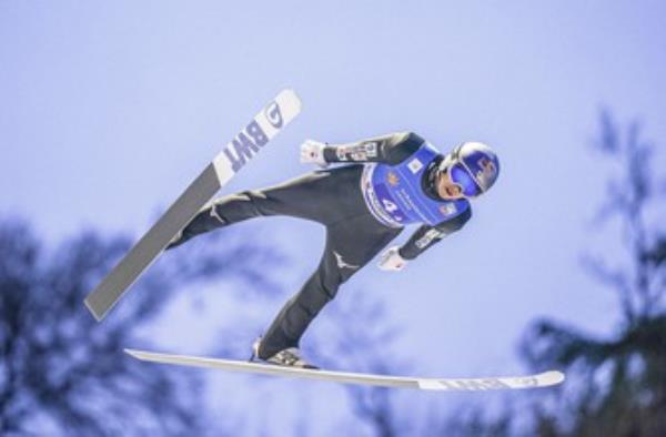 跳台滑雪:日本在德国举行的混合团体世界杯上排名第四