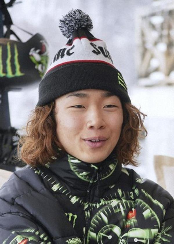 单板滑雪:日本的长谷川泰贺赢得世界杯第一块坡面障碍技巧金牌
