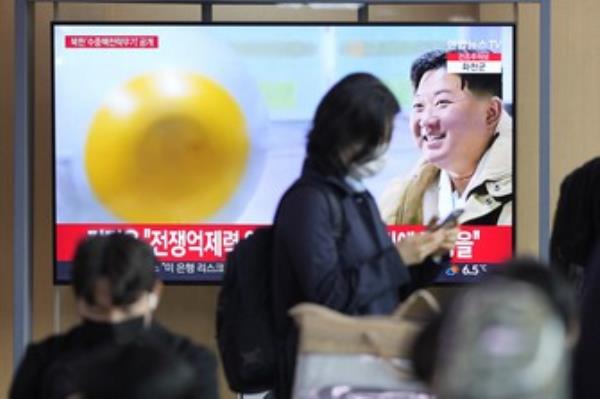 日本政府:朝鲜发射疑似弹道导弹