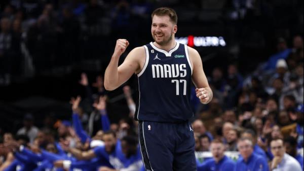 Luka Do<em></em>ncic Dallas Mavericks 020223