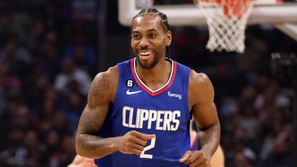 Kawhi Leo<em></em>nard 041223