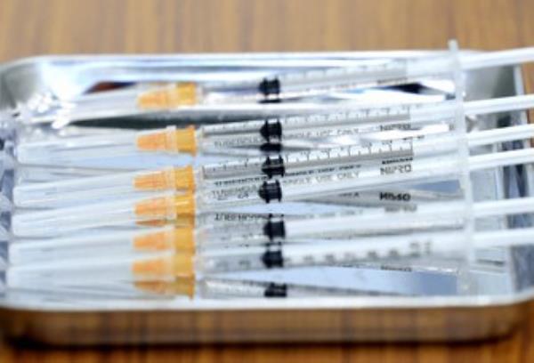 日本首次为欧米克隆亚变种量身定制的国产COVID疫苗