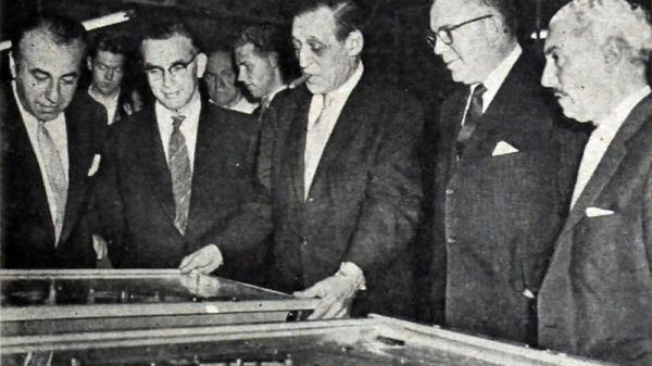 Mo<em></em>ndial owner Suren D. Fesjian (left), former Dublin Lord Mayor Robert Briscoe (middle, with cigar), US Ambassador Scott McLeod (second from right), and Lo<em></em>ndon distributors at the opening of the pinball machine factory in Dublin in 1958.