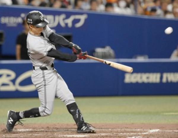 凭借人工智能、喷气式飞机和警察中队，巴黎正在确保奥运会的安全——这也让批评人士感到担忧