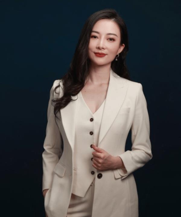 Fiona Yang