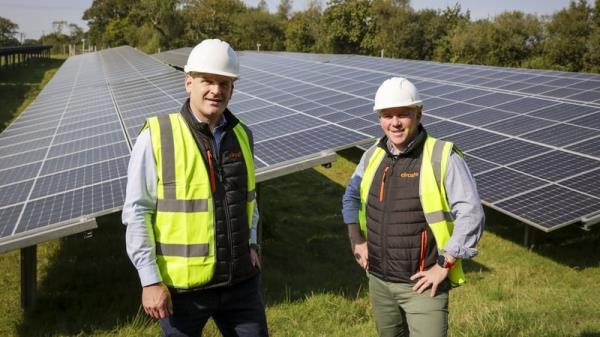 Sean Manley, chief operating officer, Circal and Bill Sadlier, chief executive, Circal