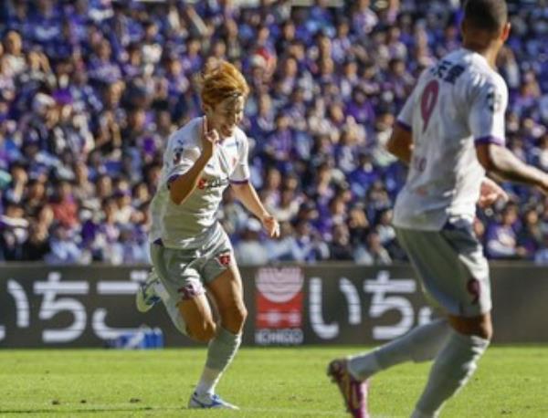 足球：广岛队0 - 1负于京都队，未能夺回日本队的领先优势
