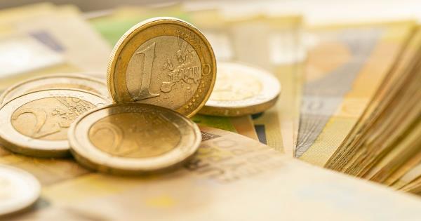 家庭储蓄越来越多，养老金也越来越多