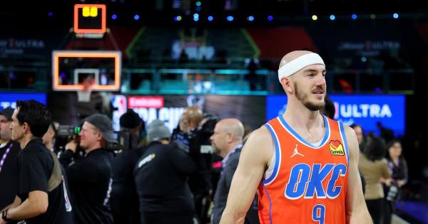 据报道，雷霆队的阿莱克斯-卡鲁索同意了一份4年8100万美元的续约合同