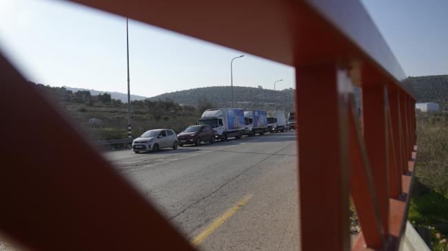 加沙停火后，约旦河西岸的巴勒斯坦人面临更多的以色列障碍、交通和苦难