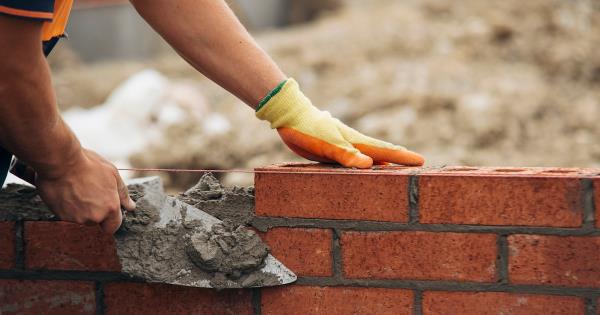 政府的资金僵局阻碍了多达5000套社会保障性住房的建设