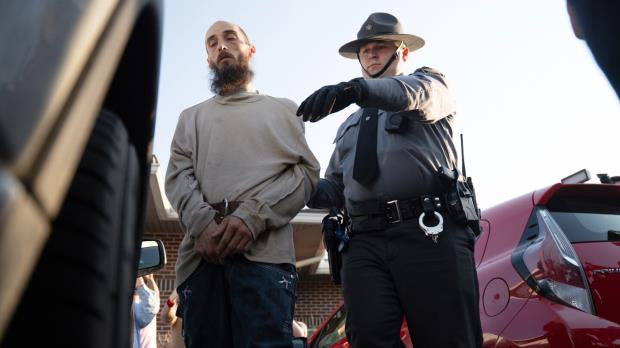 官员们正在调查宾夕法尼亚州州长官邸纵火的动机