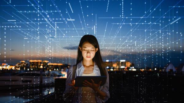 诺贝尔经济学奖得主疾呼：人工智能潜力巨大，监管刻不容缓！