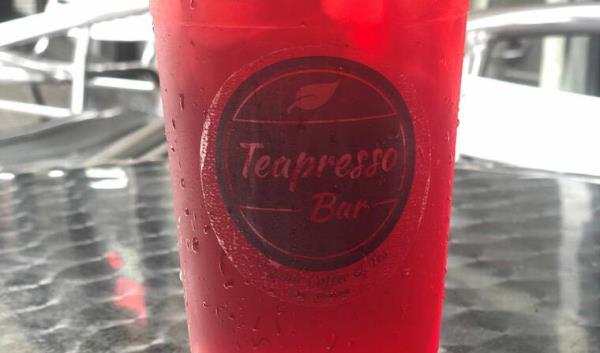 【震惊】知名奶茶品牌因违规加盟被重罚！行业黑幕曝光，你喝的奶茶还安全吗？