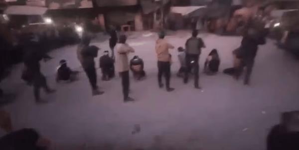 【震撼现场】加沙街头惊现哈马斯处决“内鬼”，视频曝光令人发指！