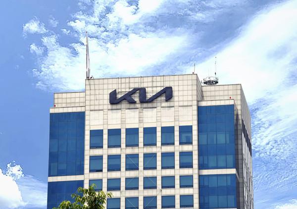 起亚预警：关税冲击波将贯穿第四季度，市场震荡持续！