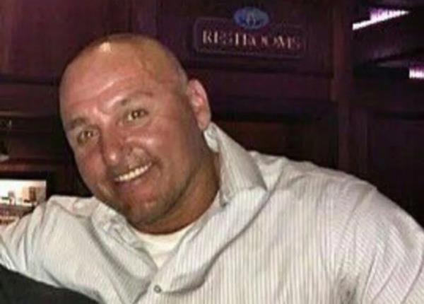 前萨福克县警员因经营妓院被判两年监禁，引发社会热议