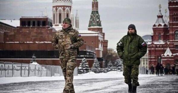 普京军队工厂工资拖欠，俄罗斯经济危机四伏！