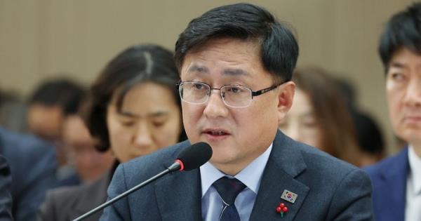 韩国对一次性杯子收取100-200韩元费用，环保新规引发热议