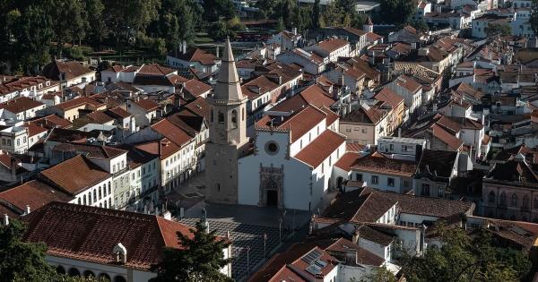 英国13岁少年在葡萄牙遇害，疑凶竟是母亲前任