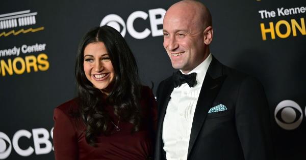 凯蒂·米勒发布美格陵兰地图配惊悚一词，引爆网络热议！