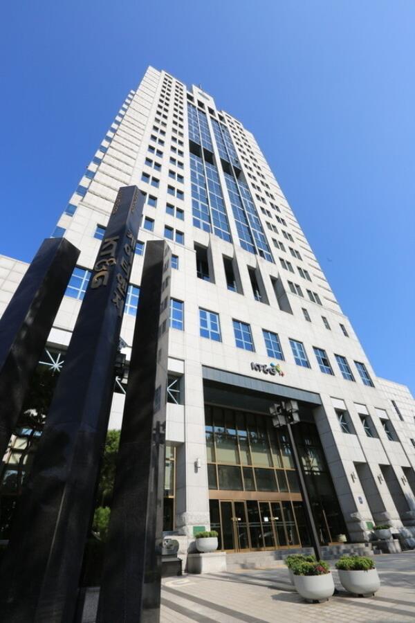 韩国KT&G股价飙升！贝莱德成主要股东引爆市场