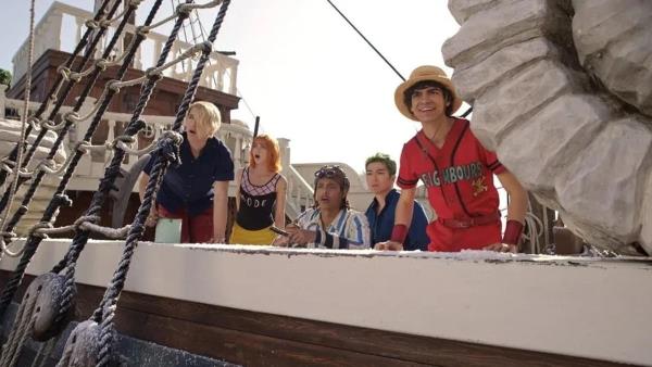 《海贼王》第二季预告震撼发布：恐龙、乔巴与隐藏彩蛋引爆全网！