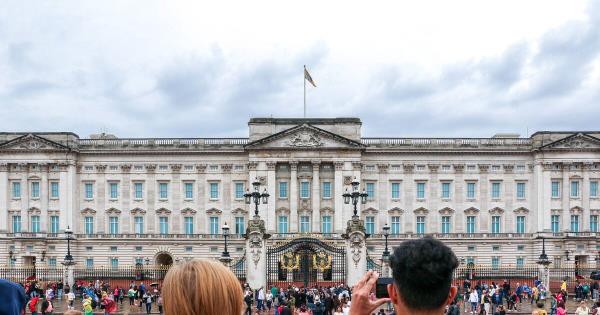 王室急招白金汉宫住家员工，无需经验即可入职！