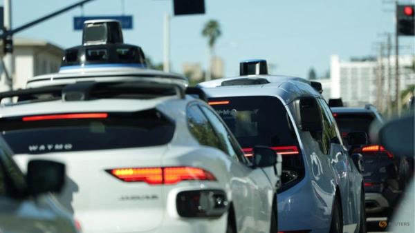 纽约州长霍楚紧急叫停自动驾驶出租车试点扩张计划，引发行业震动！